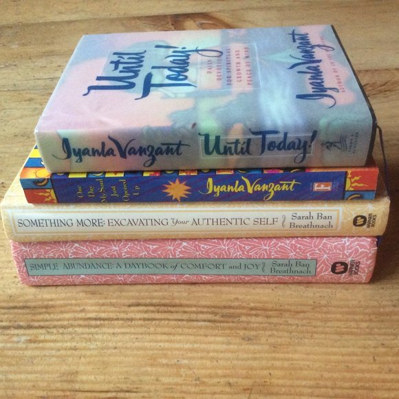 Bundle of 4 Self Help/Spiritual Books by Iyanla Vanzant and Sarah Van Breathnach - Picture 1 of 5